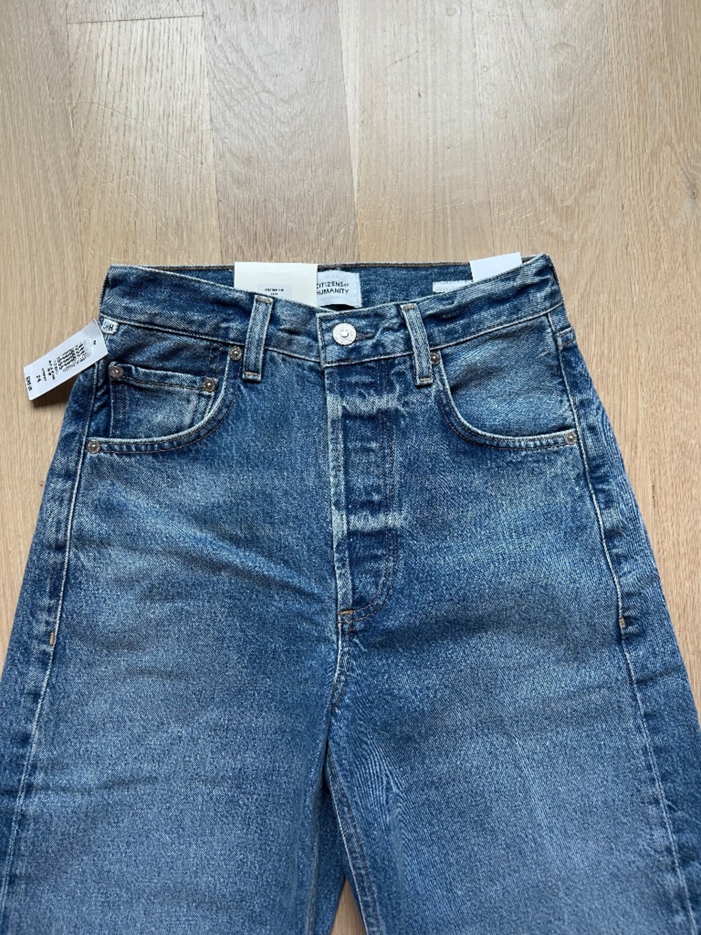 New Citizens of Humanity Ayla raw hem crop denim